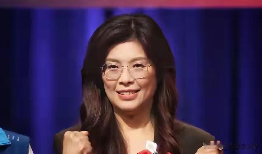 史上首例！打破百年惯例，郑丽文成国民党唯一无基层执政经验的党主席
 
纵观中国国