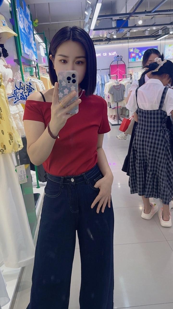 合什么群，合谁的群， 和谁合群，谁和你合群， 在乌鸦的世界里，天鹅都是...