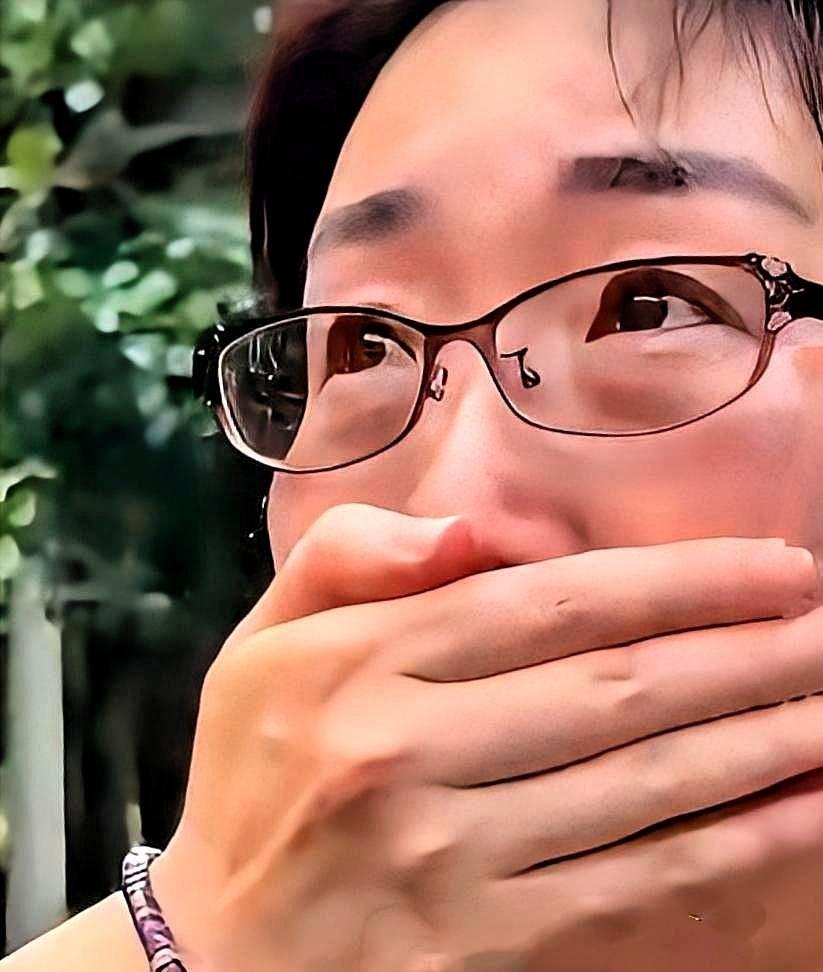 我那个当律师的朋友直言，全网炸锅的“婚外胚胎”案，想给男方定重婚罪？难！
别急着