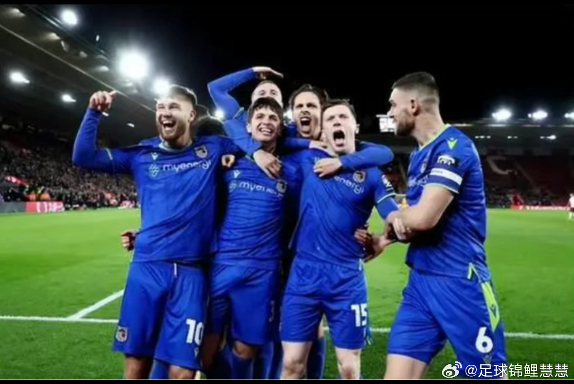 周日 葡超看法023 本菲卡vs波尔图 本菲卡欧冠出局后全力冲联赛前二，本场对决