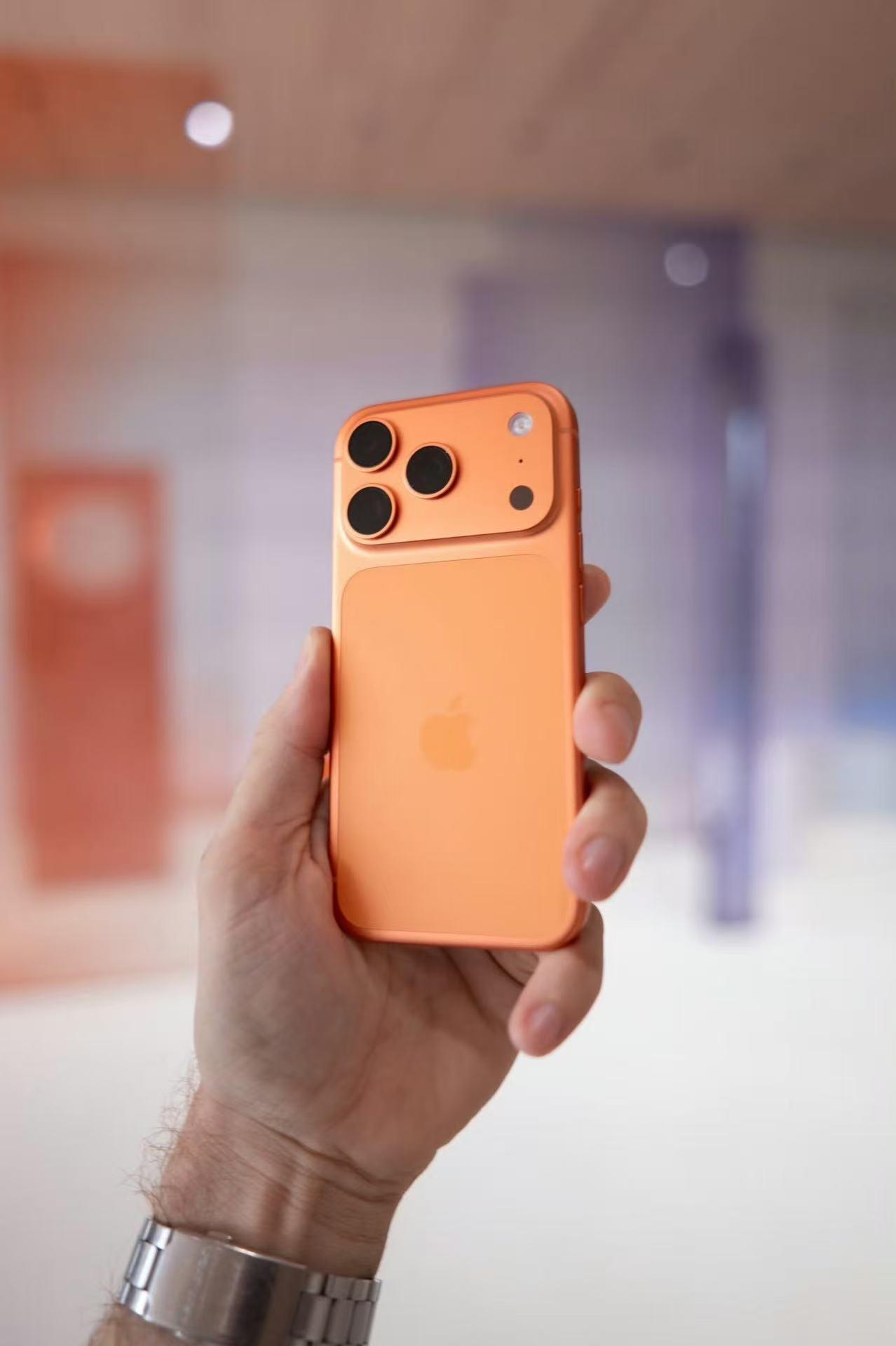 买手机真的不能太在意网上的声音了，当时iPhone 17 Pro Max发布的时