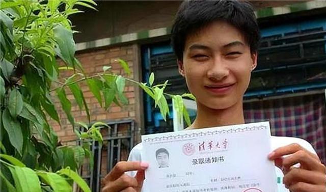 当代十大寒门贵子

第一位：孤苦伶仃韦仁龙。韦仁龙的人生开局，远比大多数人艰辛得