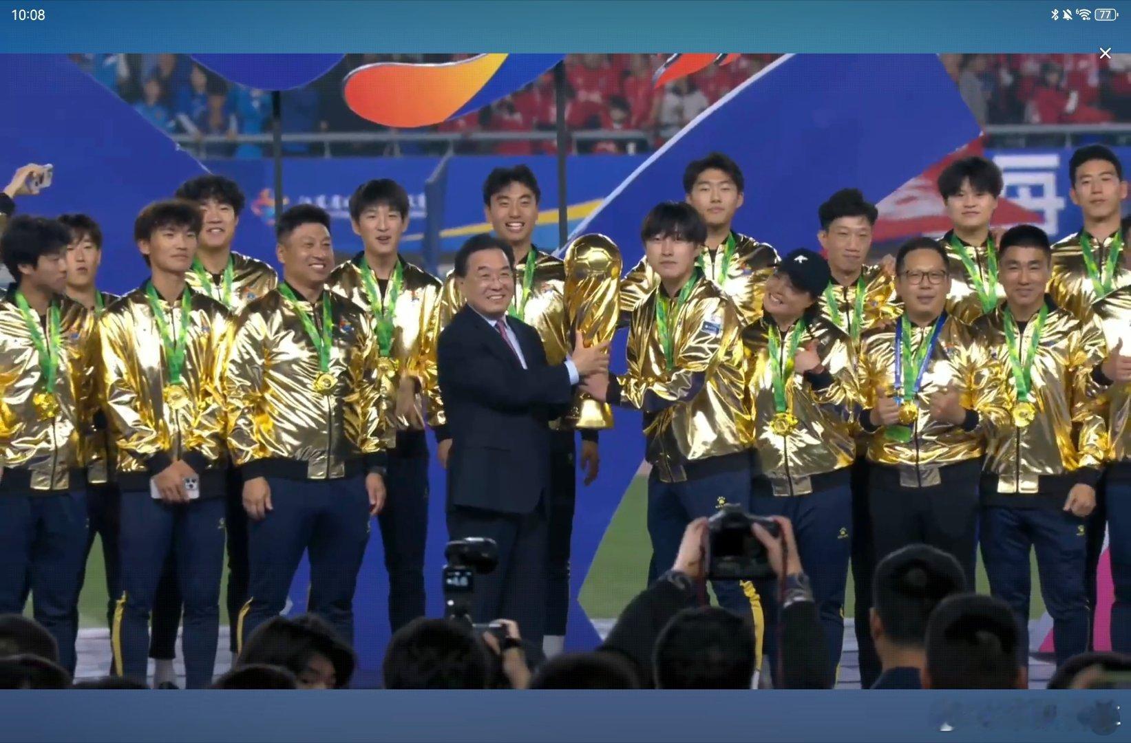 苏超 泰州，泰哥唯一一支女教练带出来的队伍 ​​​