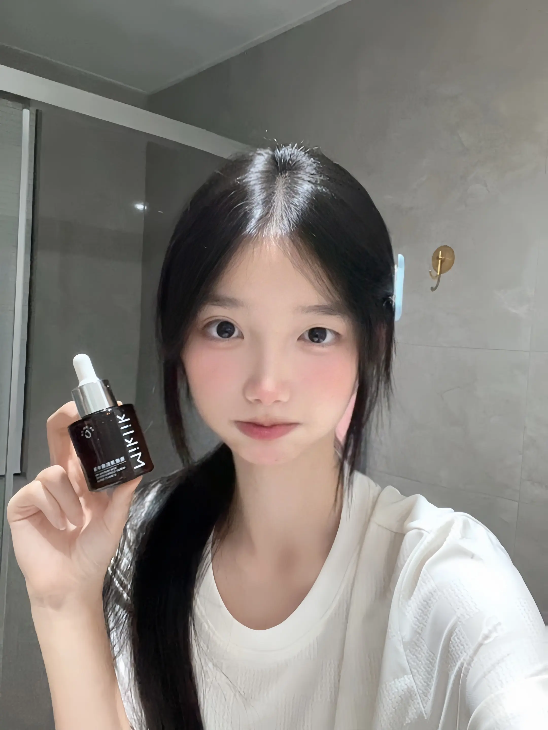 女孩不要责怪你有一颗柔软的心脏 是这个世界的棱角太多