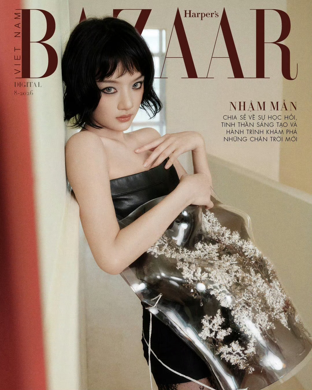 任敏惊喜登上了越南版 Harper’s Bazaar 八月刊封面 ，恭喜恭喜🎉