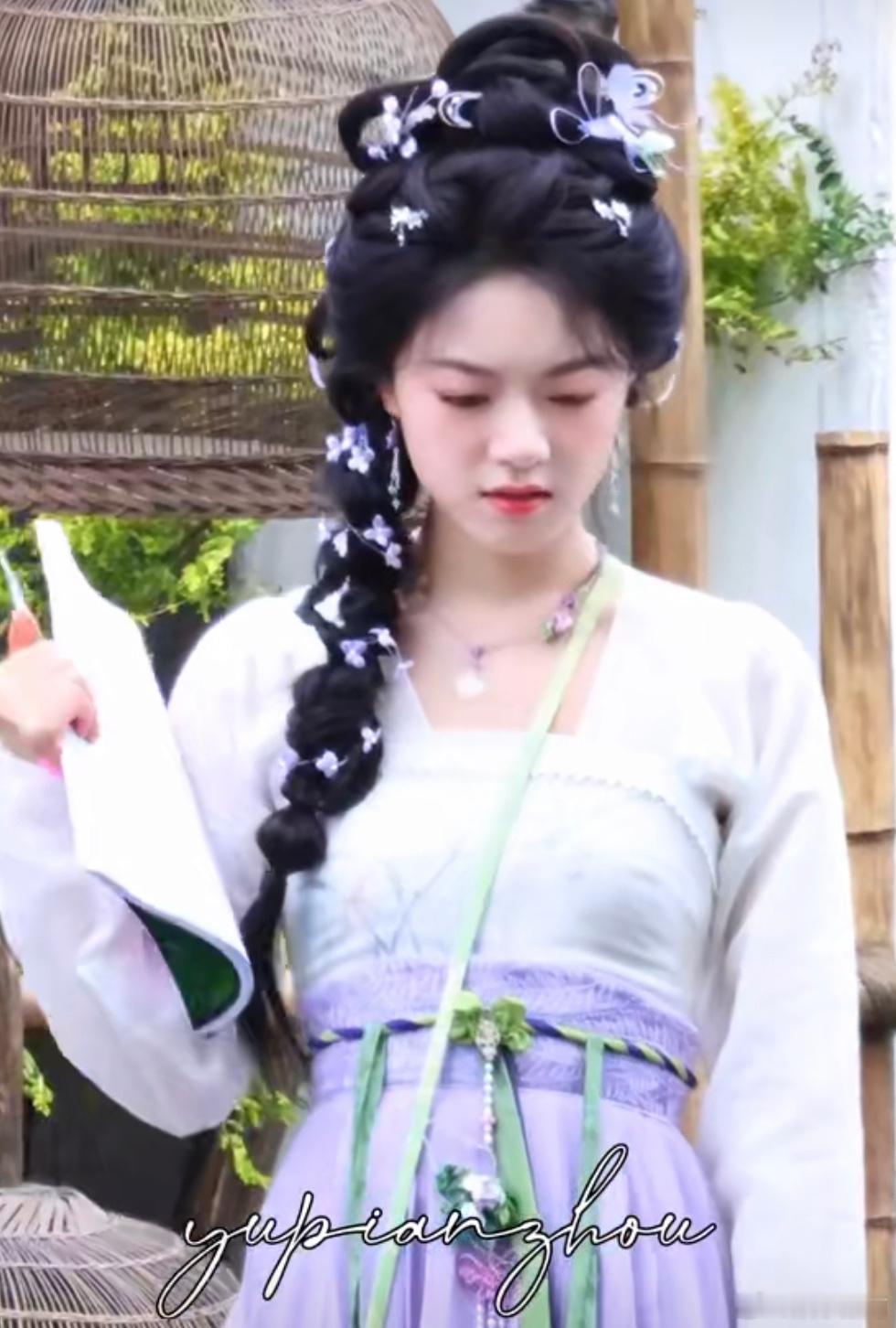 赵今麦《一念江南》楚听雨路透合集，丁香花仙子！ 