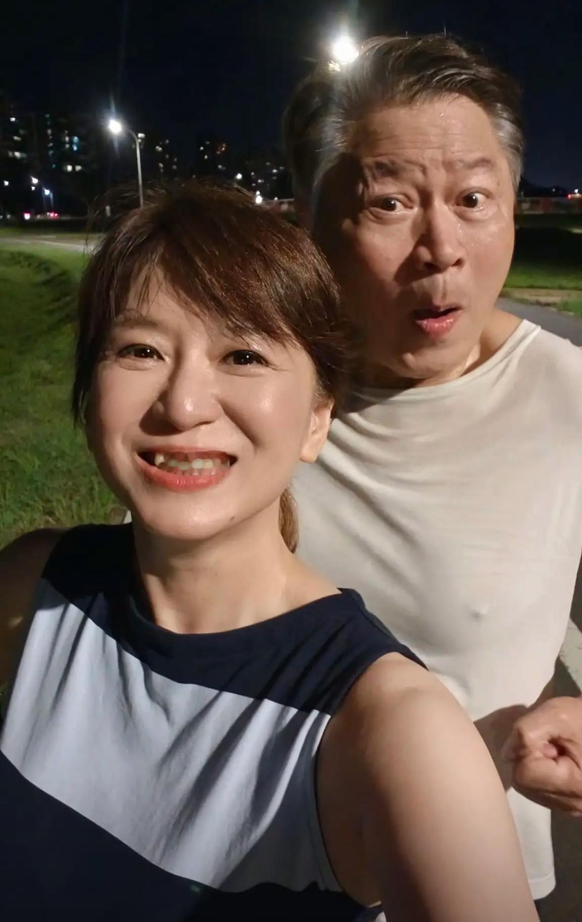 台中天新闻台主播周玉琴今（17日）在脸书发文表示，昨天帮老公赖岳谦先生庆生，特地