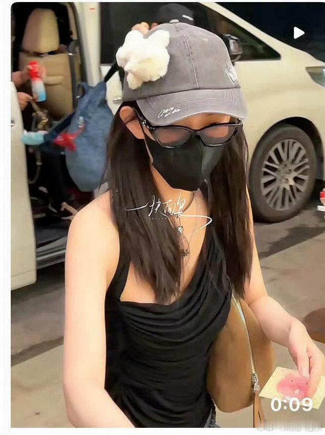 百花杀追剧团伴手礼孟子义百花杀追剧团伴手礼 百花杀追剧团伴手礼，好用心啊 