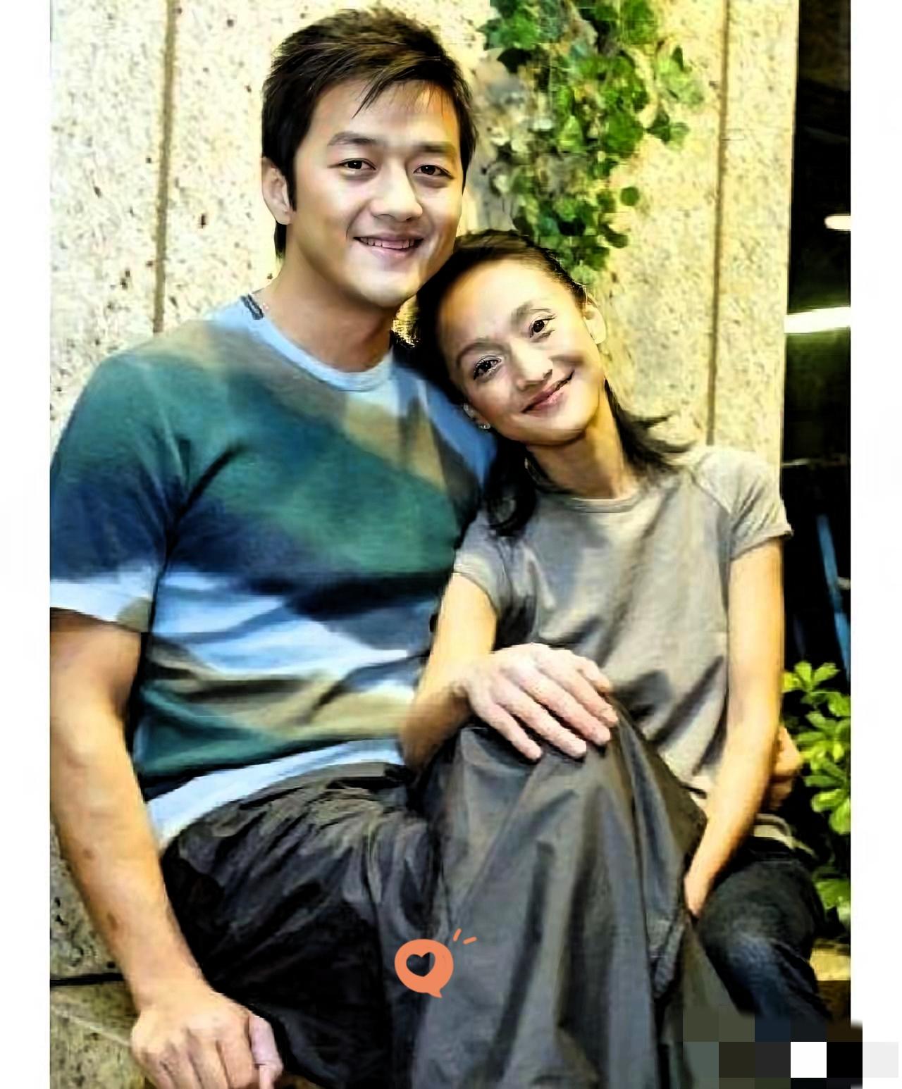 谁能想到，当年让周迅说“满足对男人所有幻想”的李亚鹏，


如今又官宣离婚了！要