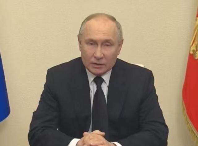 美国记者问普京，如果中国统一台湾，俄罗斯会不会插手？
2021年俄罗斯能源周论坛