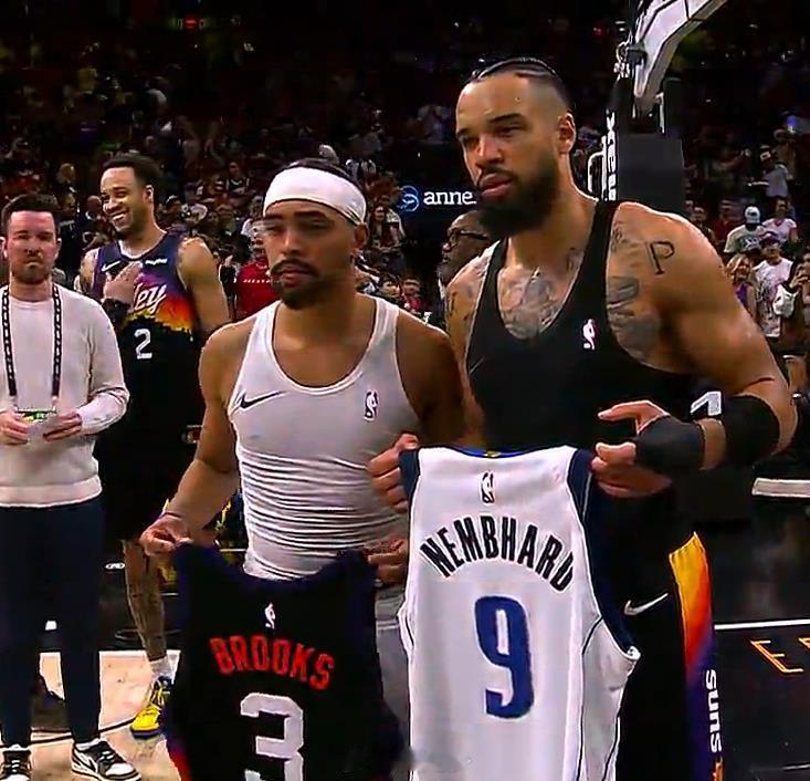 基德再秀一把“演员的自我修养”，AJ·约翰逊真是被用的出神入化，普拉基达斯打出生