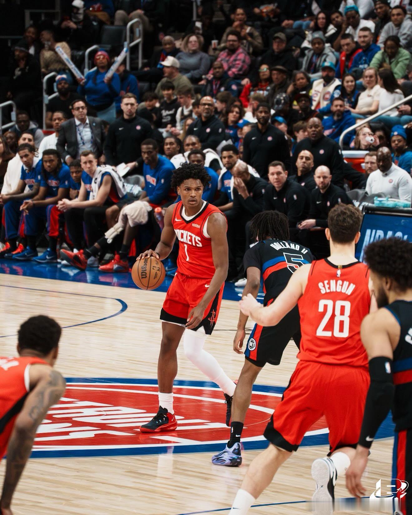 阿门·汤普森晒出近期赛场照📸休斯顿火箭nba常规赛休斯顿火箭