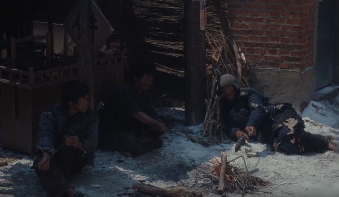 历史知道这剧拍得有多真实这部剧哪里是拍戏，分明是把那段黑暗历史血淋淋地展现在眼前