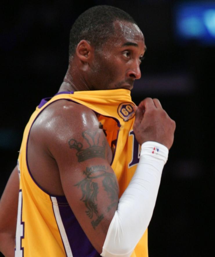 近日，前NBA球员拜伦·斯科特在自己的播客节目中谈到了科比。斯科特说道：“杰里·