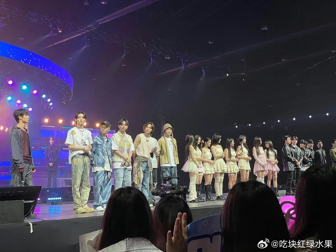 以后老骡和另外六个人同台会是七康这样吗李羲承退队李羲承进行曲七人男团魔咒