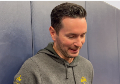 今日医疗专家Jesse Morse更新动态谈到球员里夫斯的伤势：里夫斯被诊断为腹