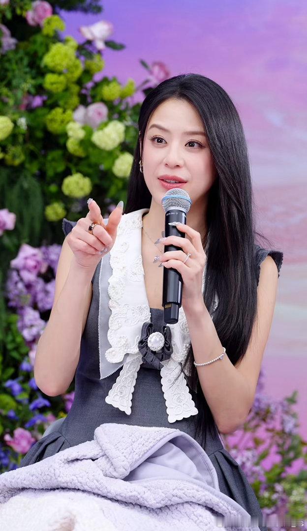 江语晨许愿三公一定要赢上浪姐是重启也是救赎，江语晨直面年龄与舆论压力，从忘词小抄