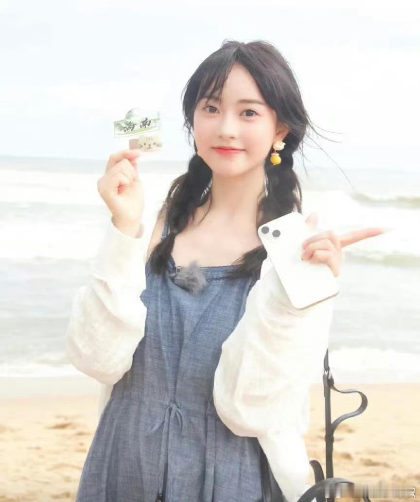 内娱这么快出现了一个沈月的平替啊 ​​​