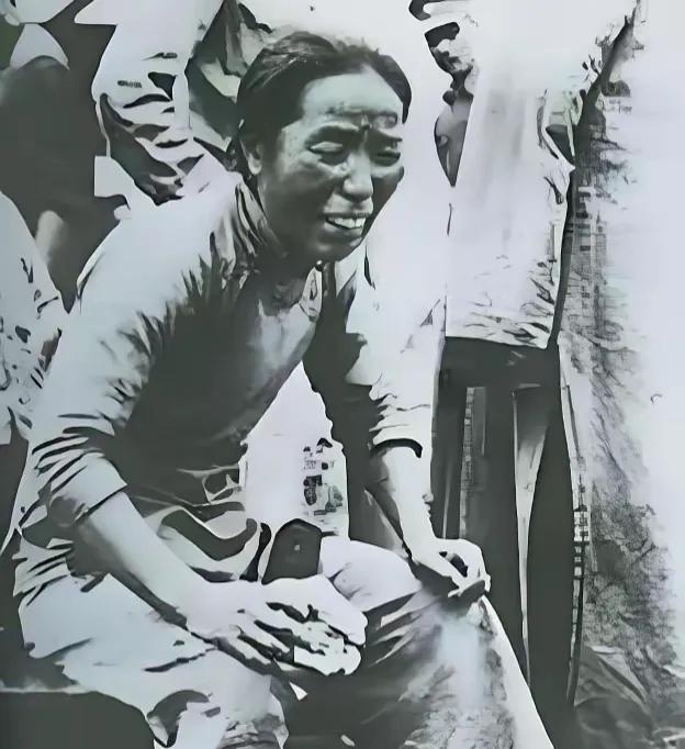 一个日本人，亲口承认说：“南京大屠杀期间，没有不强奸的士兵，而且，强奸完后，还要
