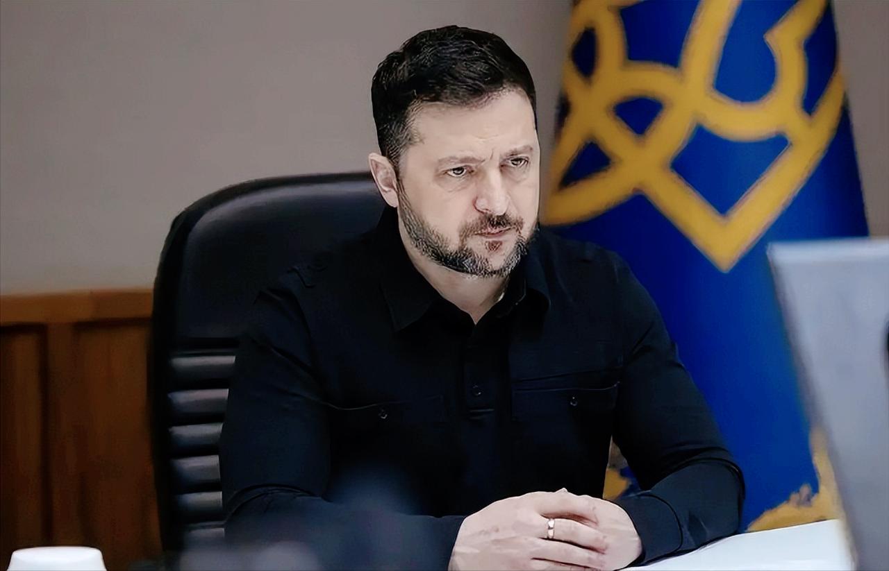 突发！俄罗斯一场规模空前的报复性打击突然来袭，乌克兰11个州接连拉响警报，爆炸声