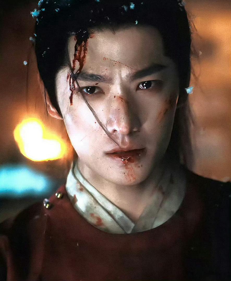 杨洋演少年将军一人千面妈妈呀杨洋演的少年将军好爱啊！《不让江山》里的李叱又帅又有