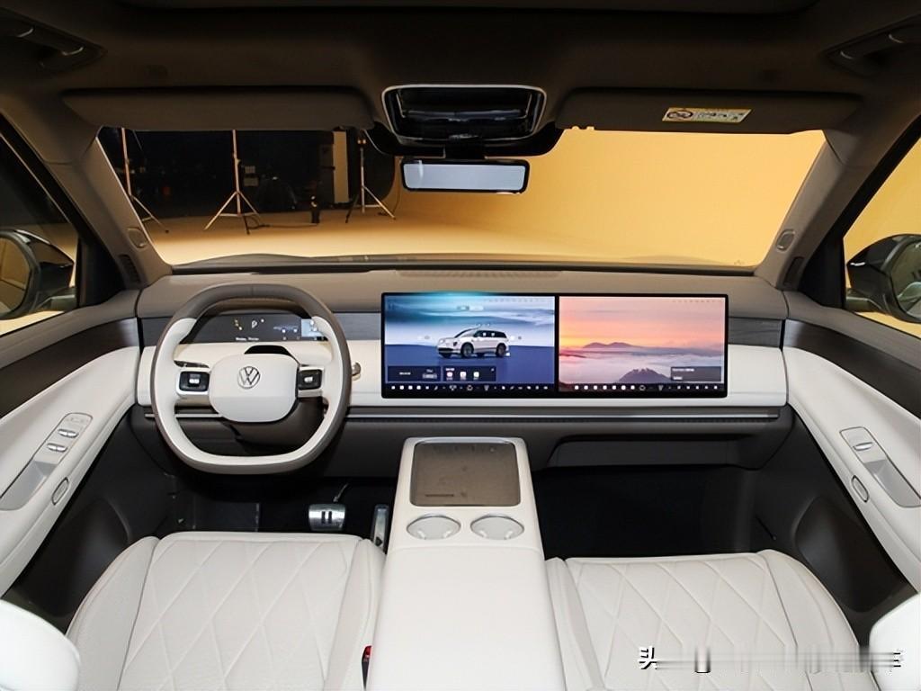 新能源车企肯定不会说：现在卖的不是车，是“提前10年的期货”
 
你有没有发现一