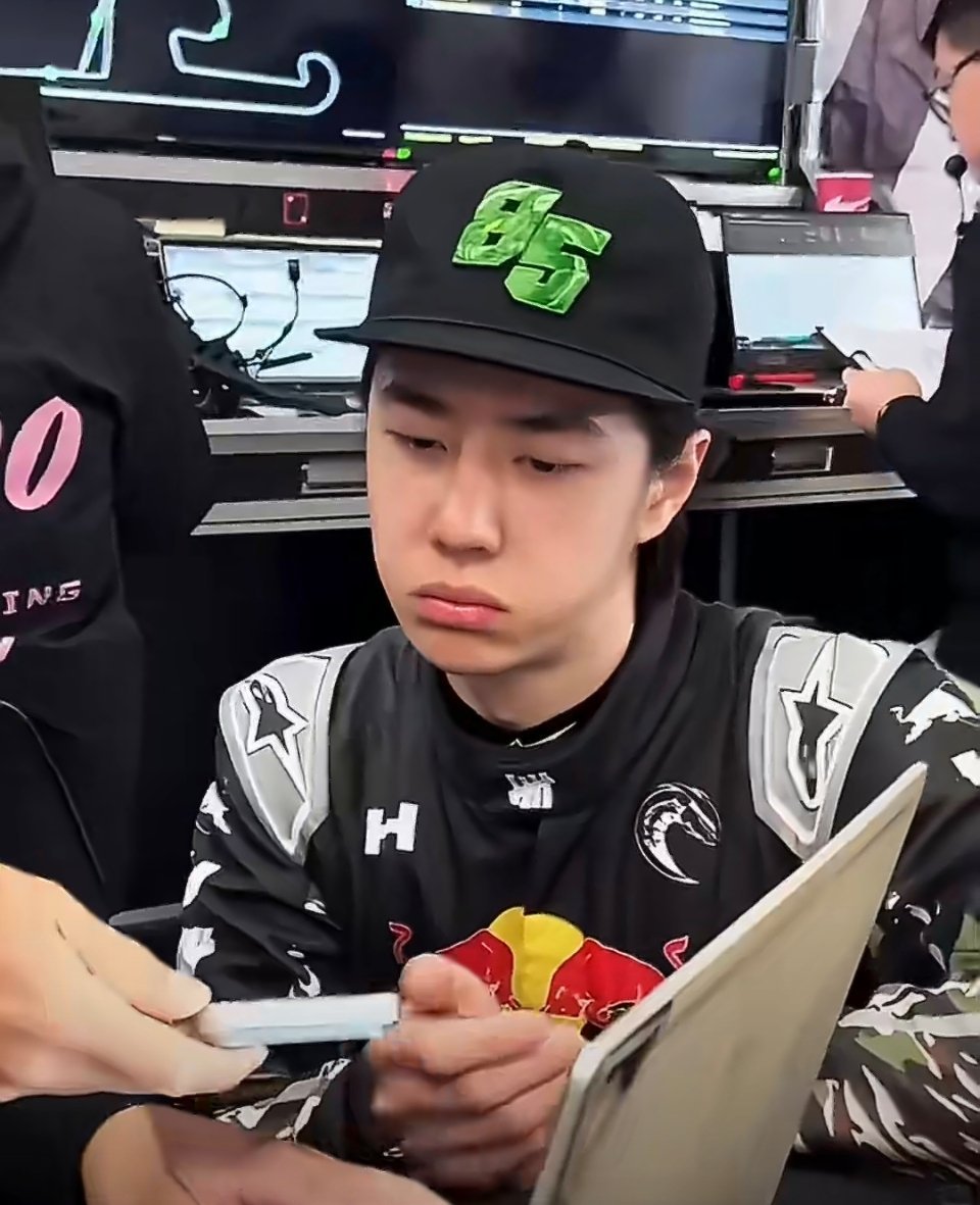 真受不了，还以为你长大了呢！85是8-5=3的意思？ 