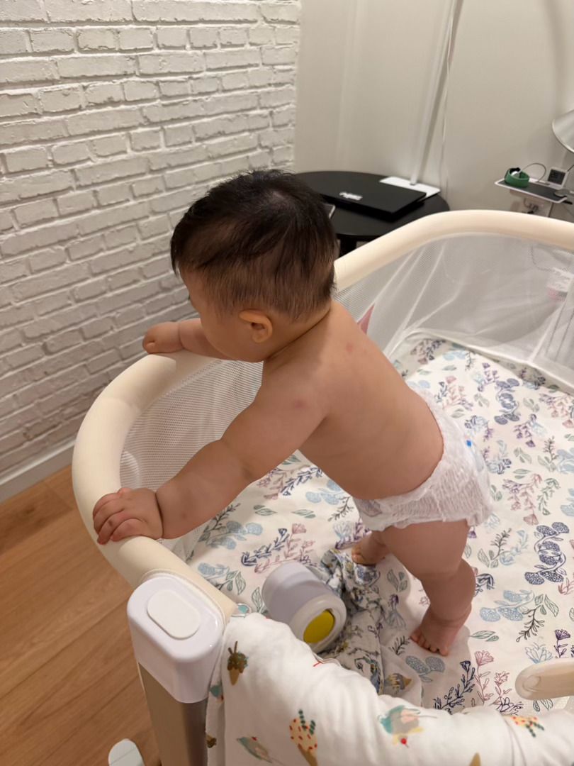 一天的全职妈妈单人带娃体验卡结束了昨儿晚上我妈一听我自己带娃 今儿一早就来了一会
