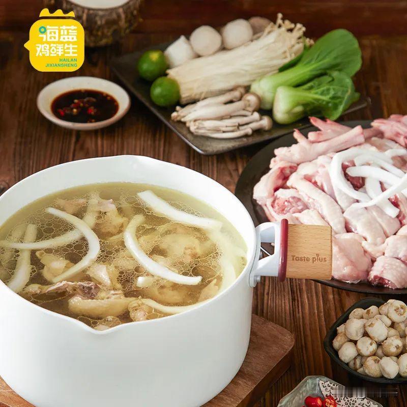 当你还在思考晚餐不知道吃什么好时，热气腾腾的火锅就会是最稳妥的选择，约上三两好友
