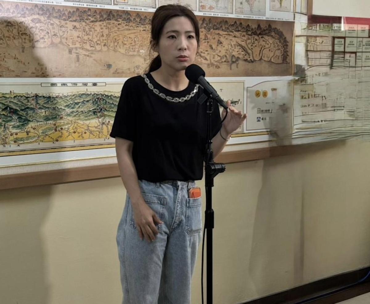 徐巧芯，你急什么？
你有什么资格替郑丽文定路线？
确定了！
郑丽文将于4月7日至