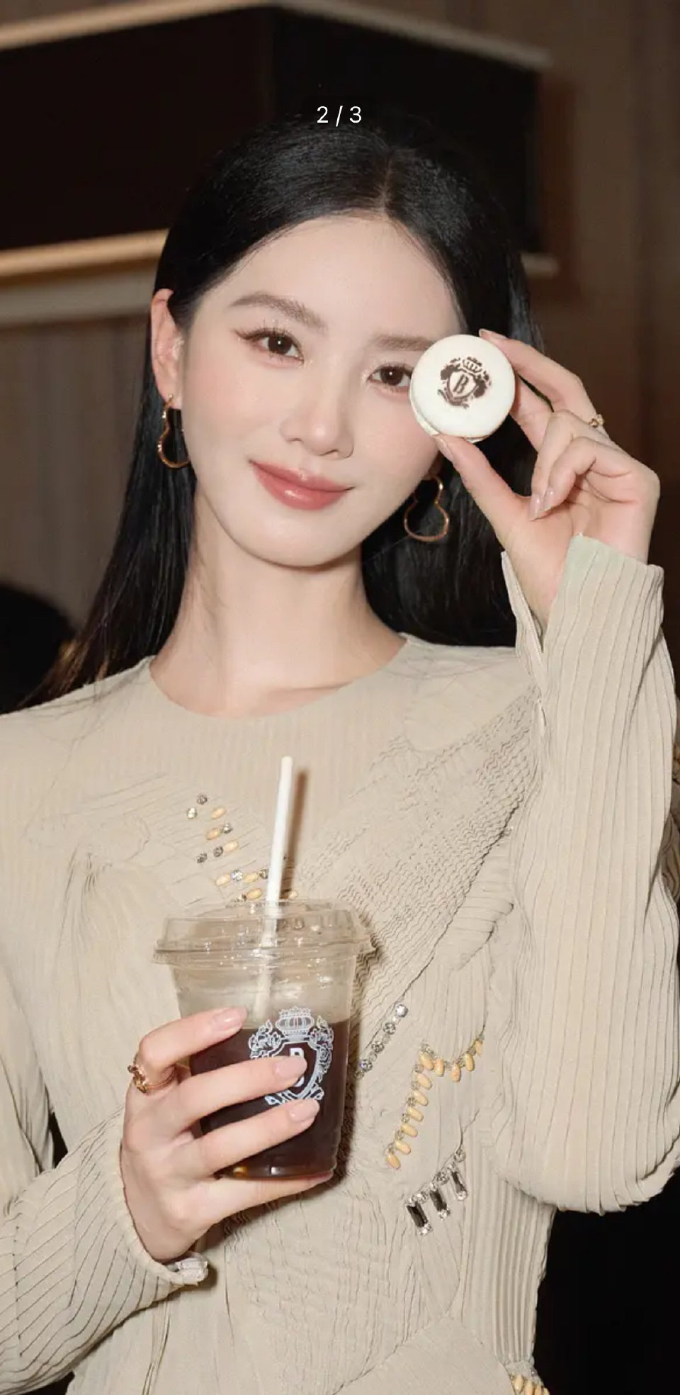 刘诗诗被认成赵露思了。 ​​​