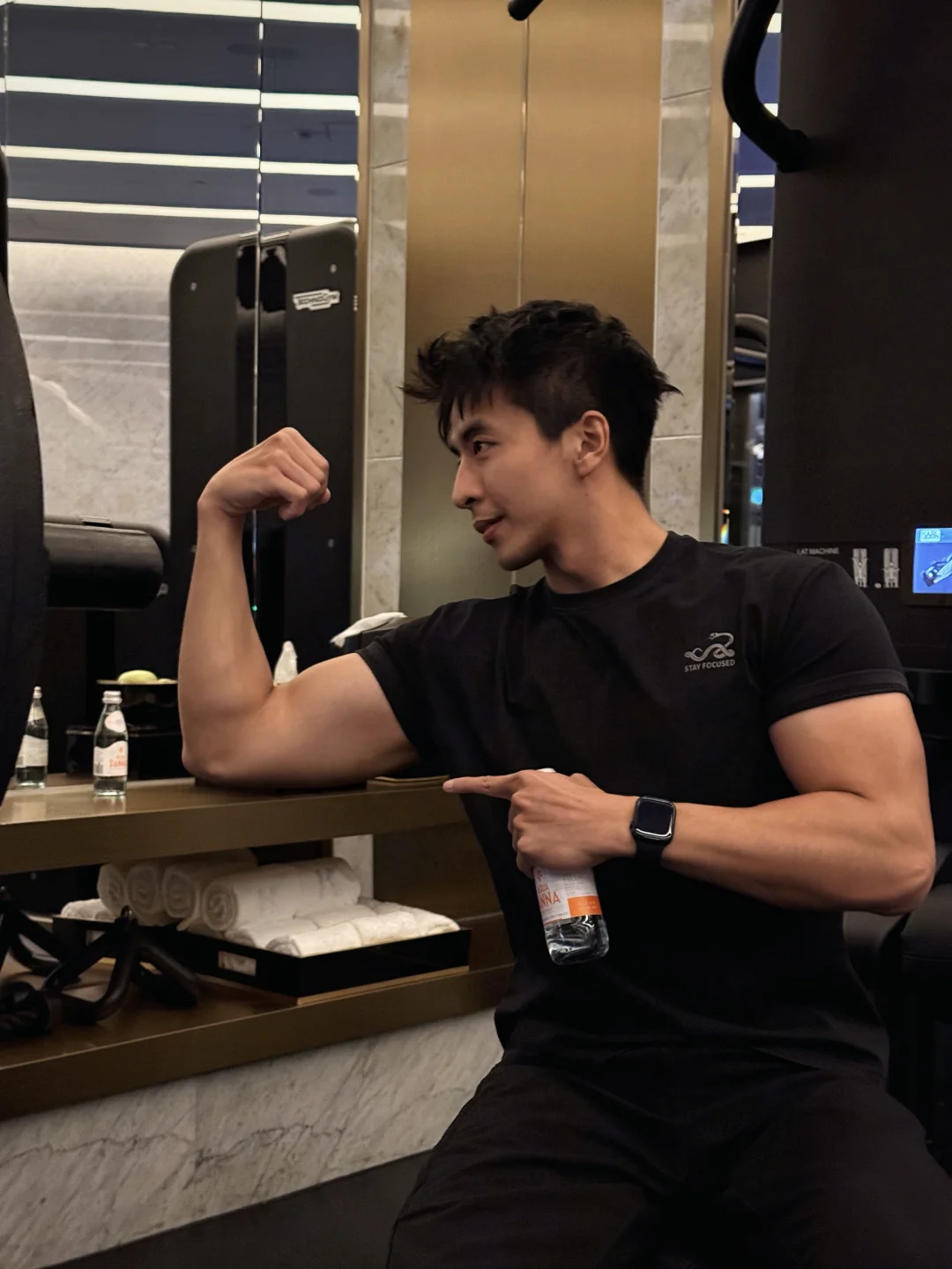 你们想看我男朋友～来～大大方方的看👀