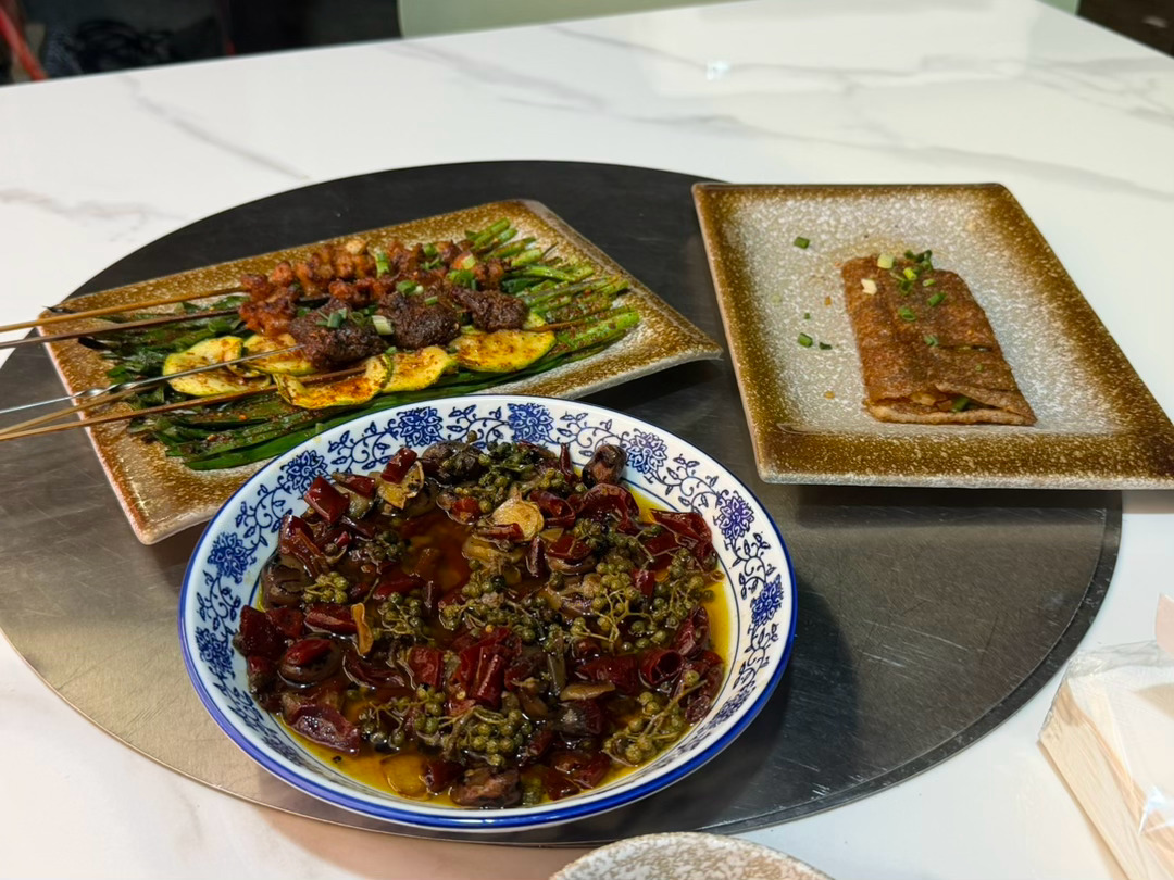 hh还是来吃烧烤了🍖 
