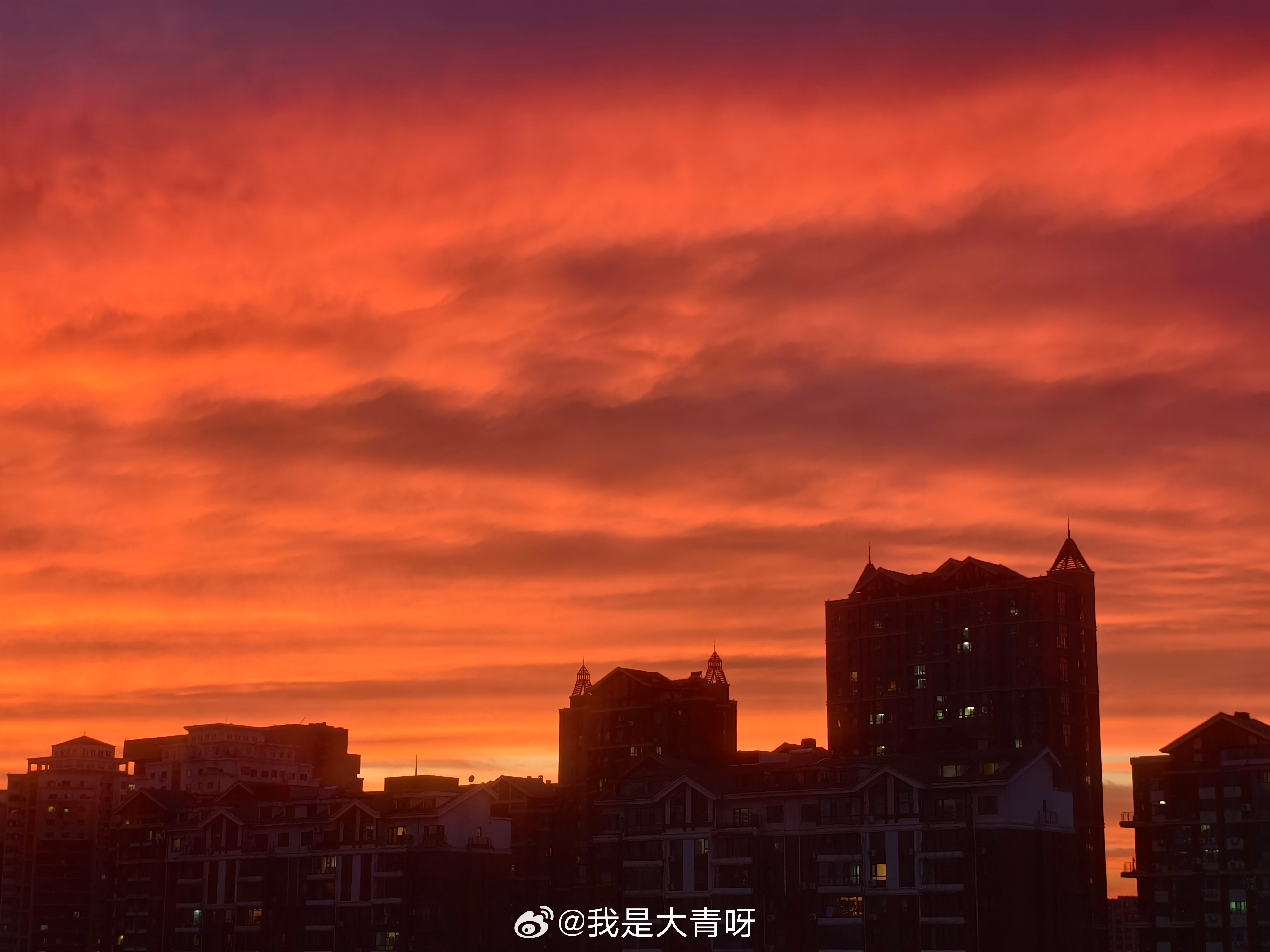 这样红色的晚霞总是来的很突然 ​​​