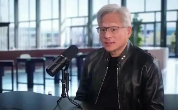 全球科技圈的顶流CEO黄仁勋是不是知道点什么，竟然这么敢聊，他不谈财报和技术，却