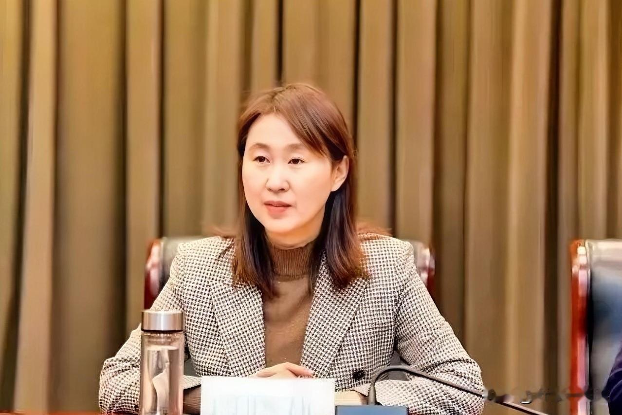 祝贺段晓莉当选临沂市妇联党组书记，主席。
刚刚在官网看到段晓莉当选临沂市妇联主席