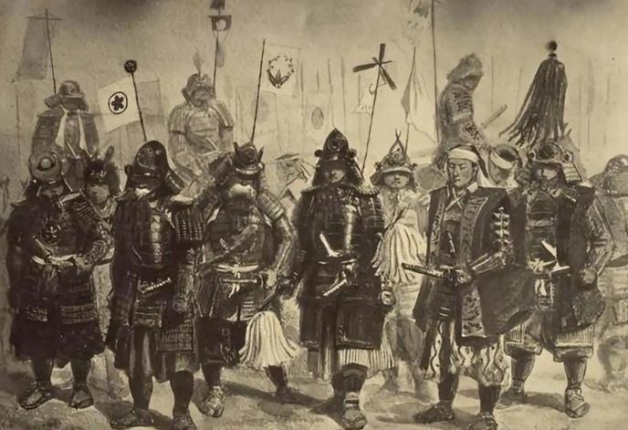 后台看到一条私信，媒体天天喊着日本天皇，凭什么？一个蜗居在岛上、靠着近亲繁衍维系