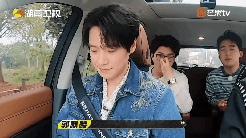 #我们仨把生日快乐当逗号用# 好好好，还是你们仨会整活儿[笑cry]魏大勋生日，