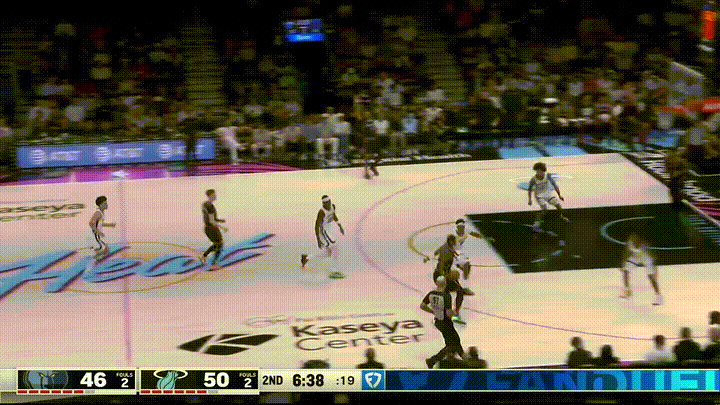 天呐，热火球星鲍威尔真是让人叹为观止，他在今天和灰熊的比赛中完成了一记石破天惊的