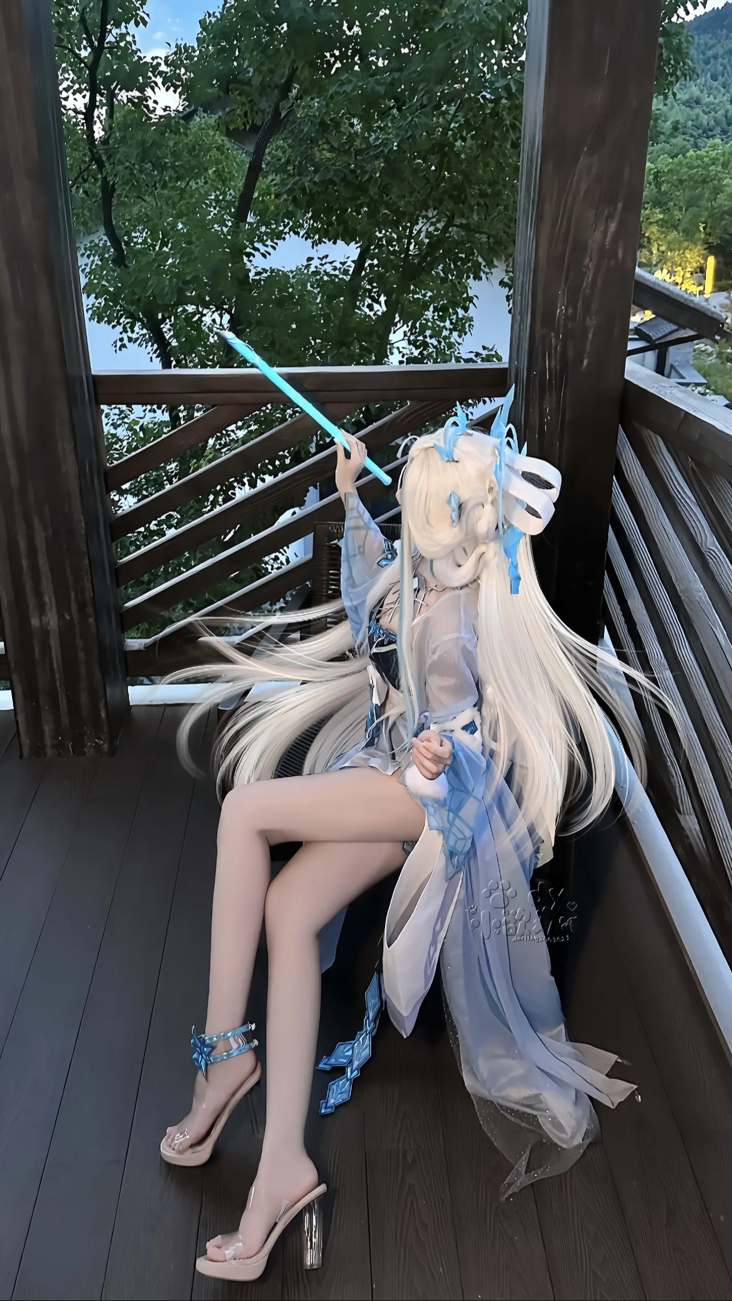 空山无归 春风不渡。