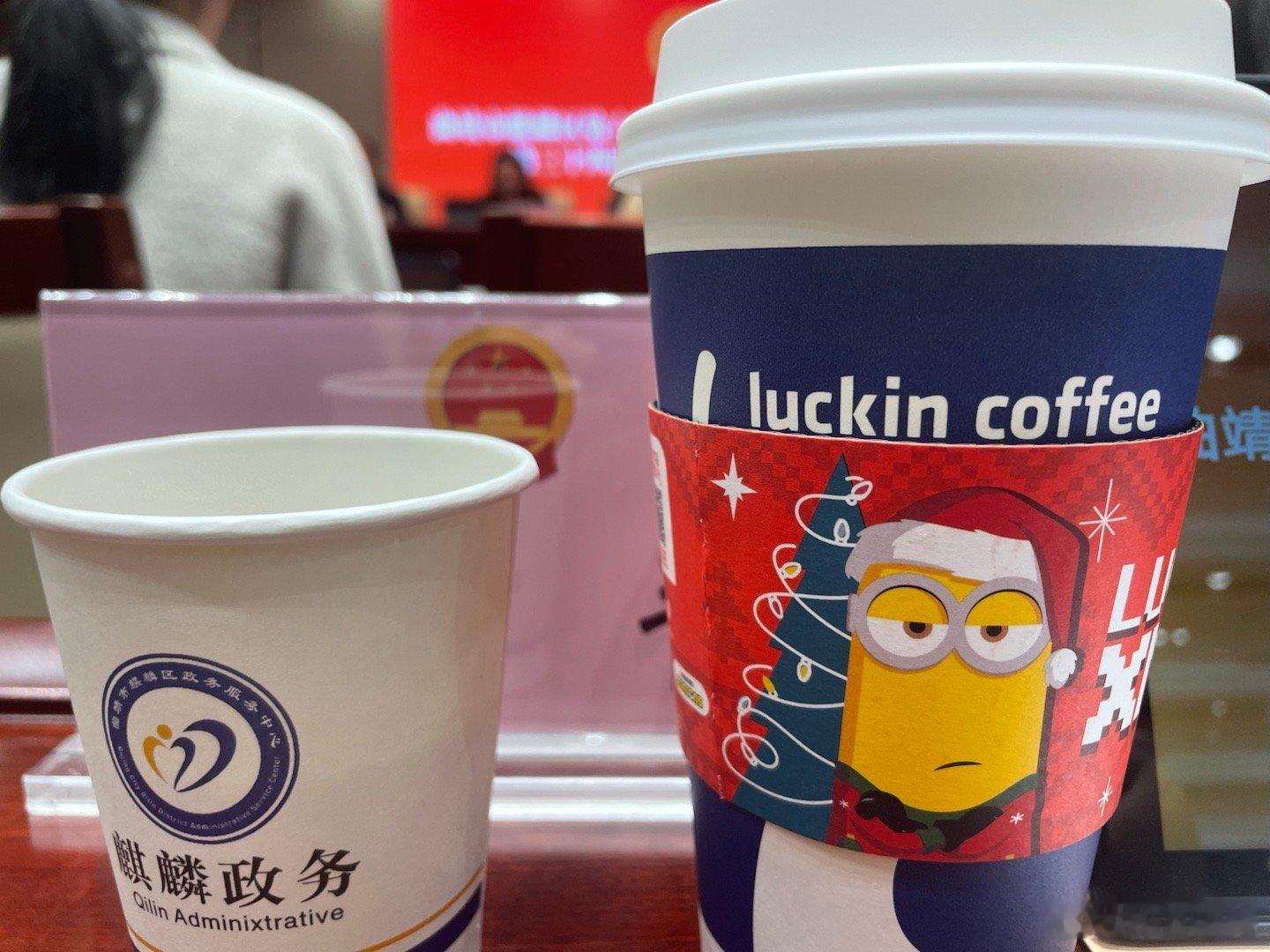 领导是不是都要具备将三分钟的事拓展为两三个小时的能力入城二十年，真心还是觉得吃不