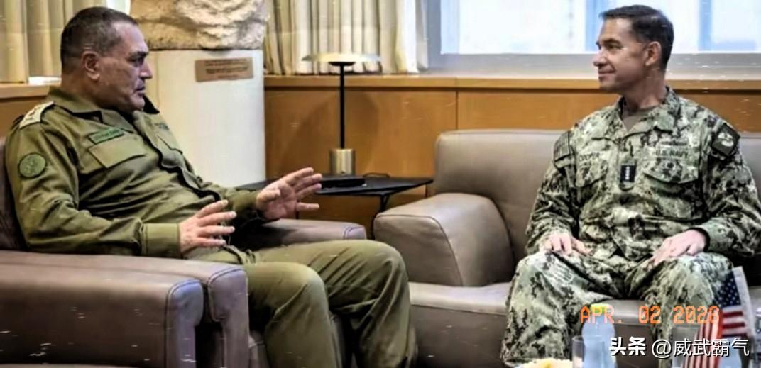 这张照片暴露的不仅仅是谁是儿子谁是爹的问题，还暴露了以色列一个致命的弱点，那就是