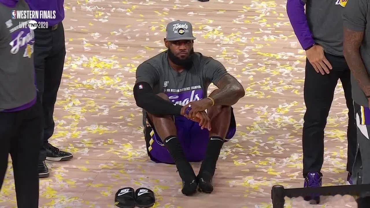 NBA总裁希望詹姆斯尽快决定 老詹就目前状态其实去哪儿都不合适，不如趁着现在就别