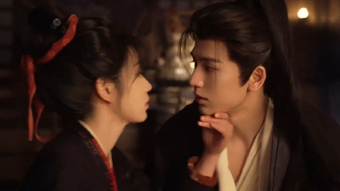 谢征樊长玉掐脖圆房吻 征玉圆房吻 谢征樊长玉掐脖圆房吻，征玉圆房吻，咱就说之前的