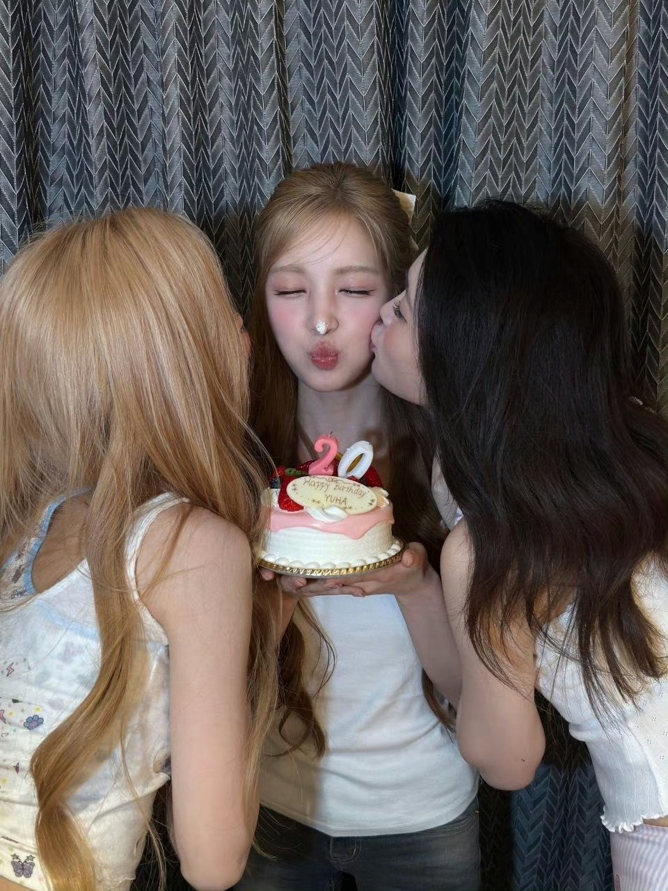 🌻wvs🧁😚🐰😚🌻 