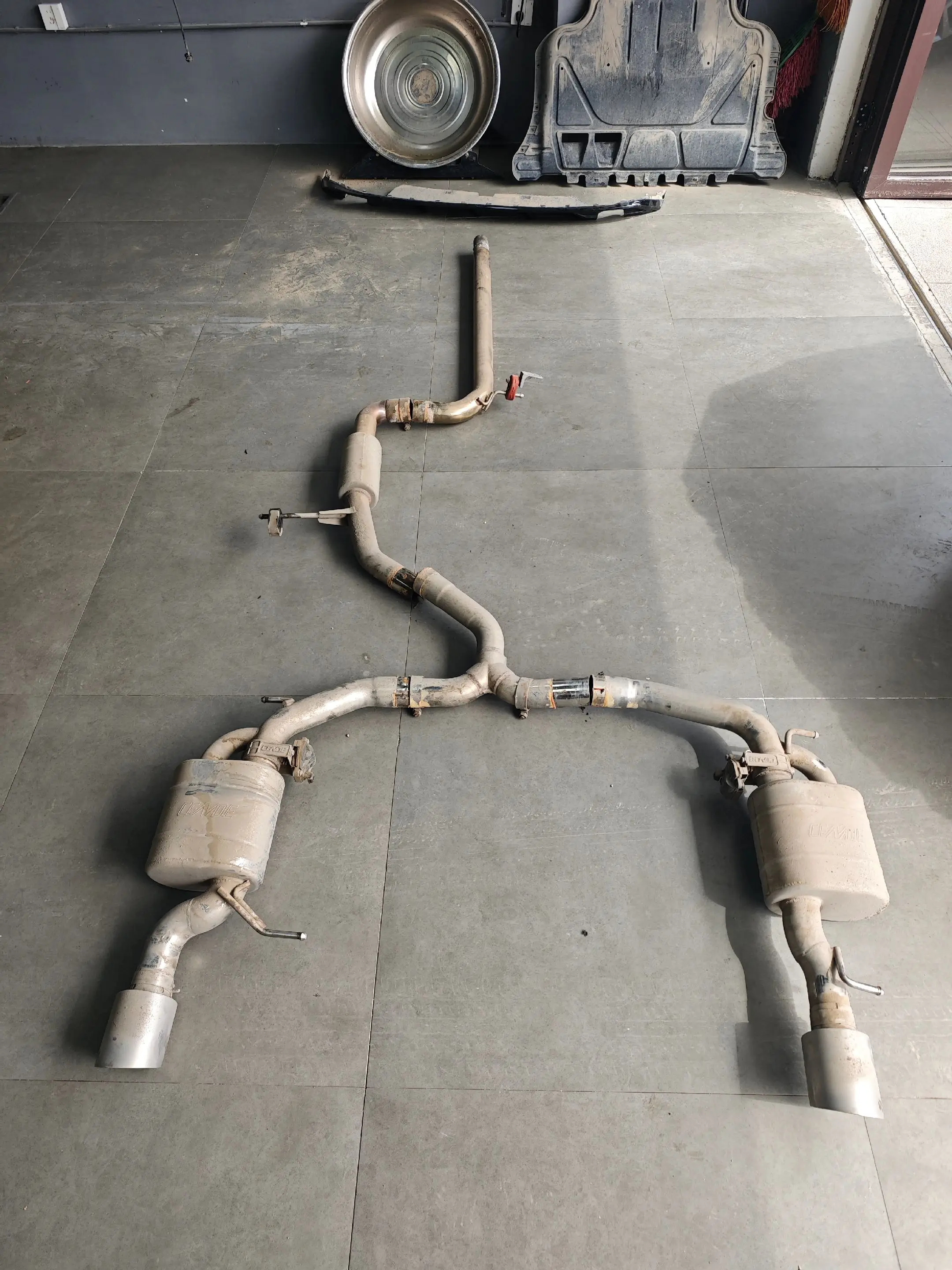 出自动森德中尾段阀门排气 19-22款速腾1.2T  1.4T可用