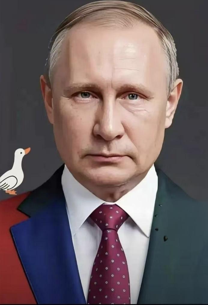 当地时间12月25日，俄罗斯国防部通报，莫斯科时间17时11分（北京时间22时1