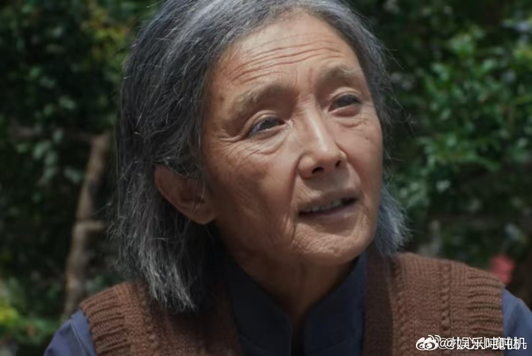 杨幂生万物走马灯这段封神杨幂演的太好了 杨幂在生万物大结局的走马灯片段，把绣绣的