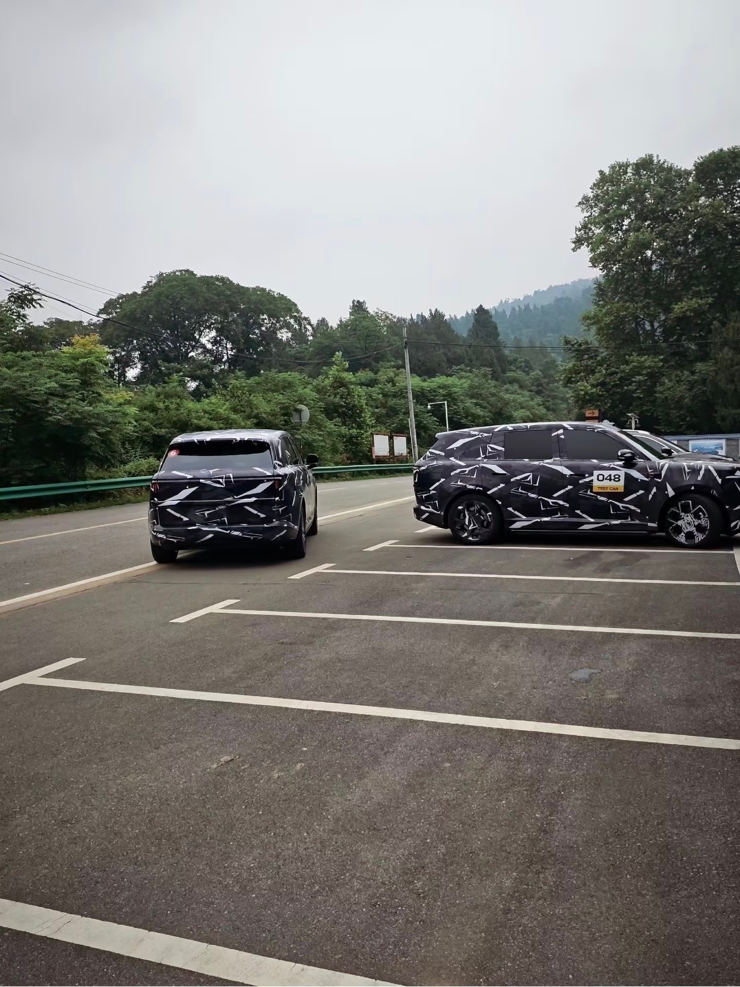 小米汽车提交了一个名为“澎程”商标的申请。主要覆盖在汽车、电动汽车、电动运载工具