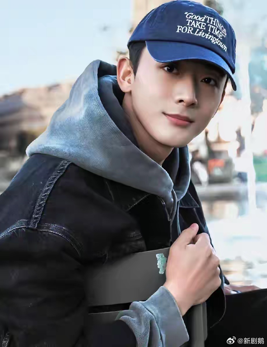 不查不知道，一查才知道张晚意为啥那么焦虑晚婚晚育了不是因为他被催婚，而是他没把自